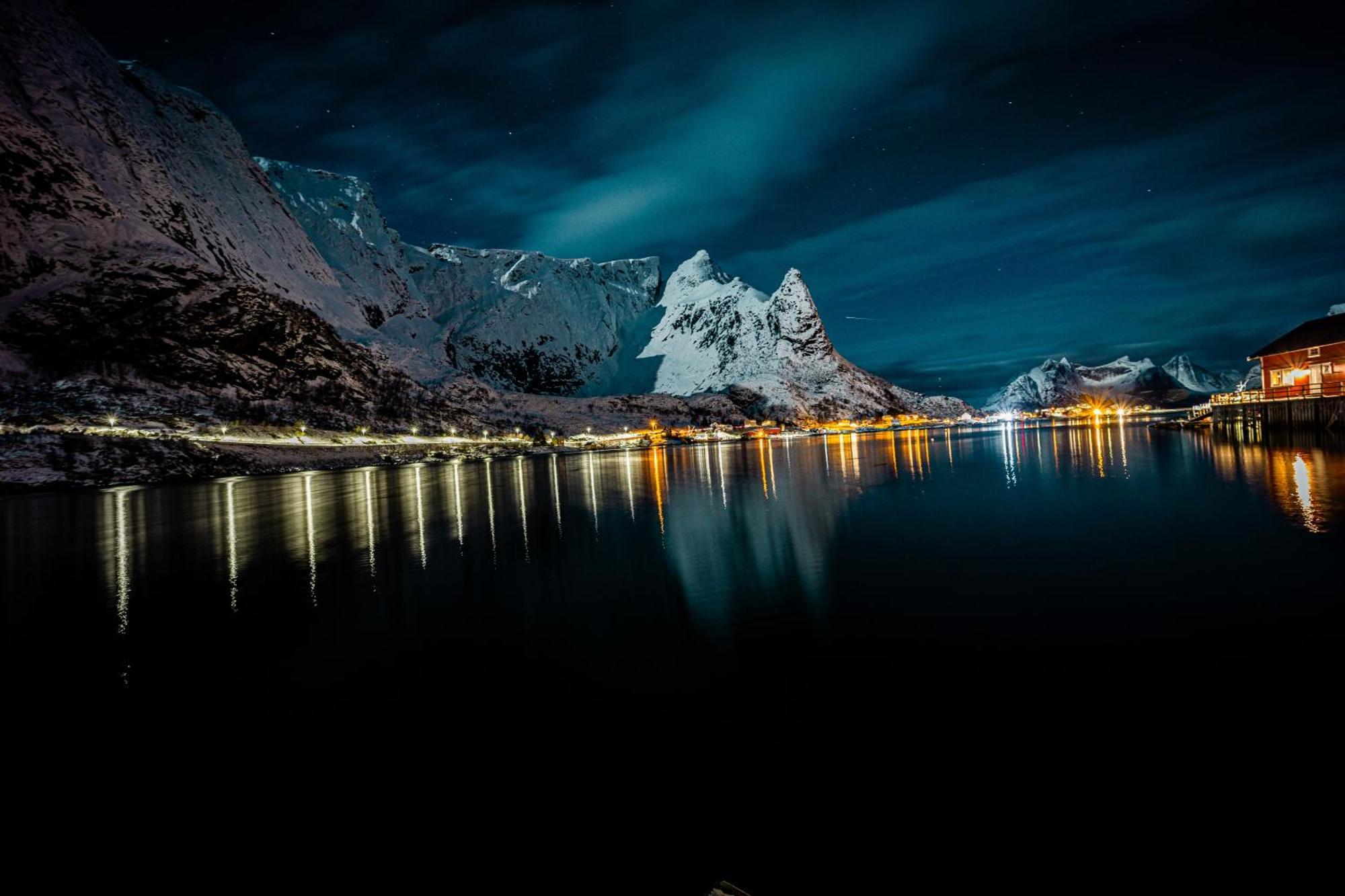 Reine Basecamp - Apartments & Rooms エクステリア 写真