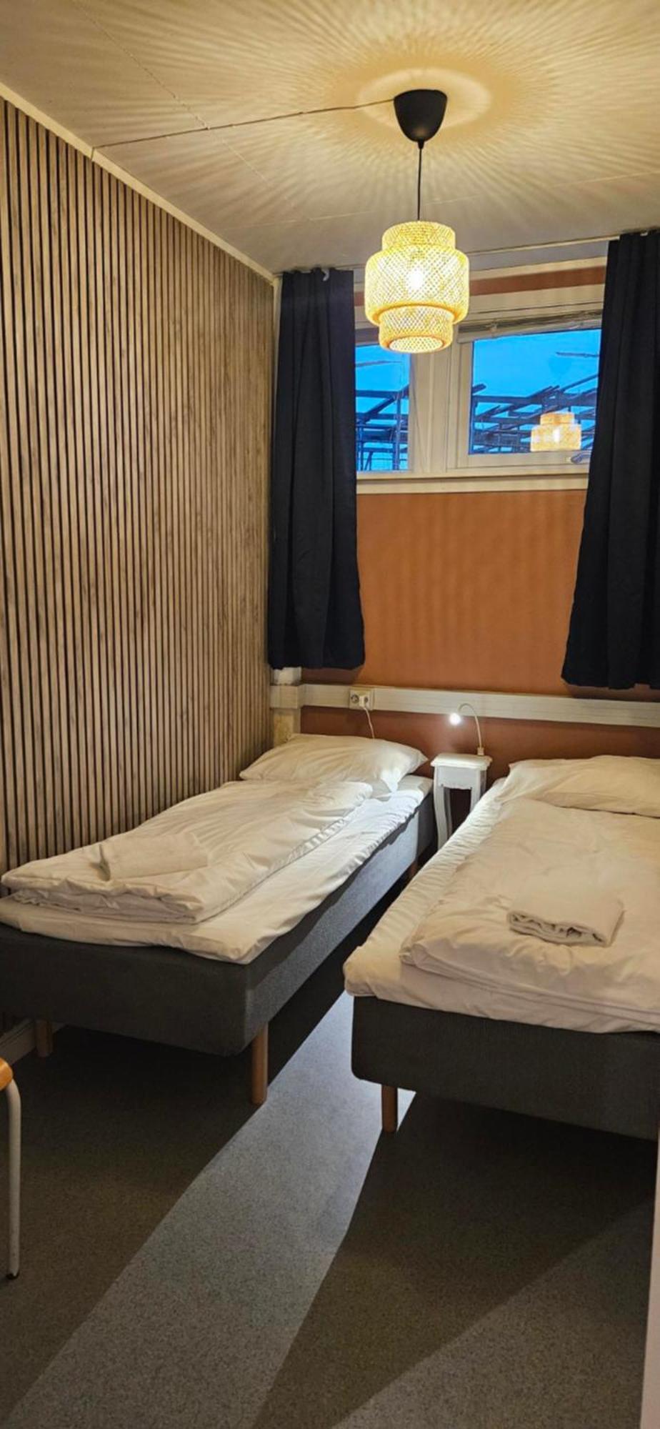 Reine Basecamp - Apartments & Rooms エクステリア 写真